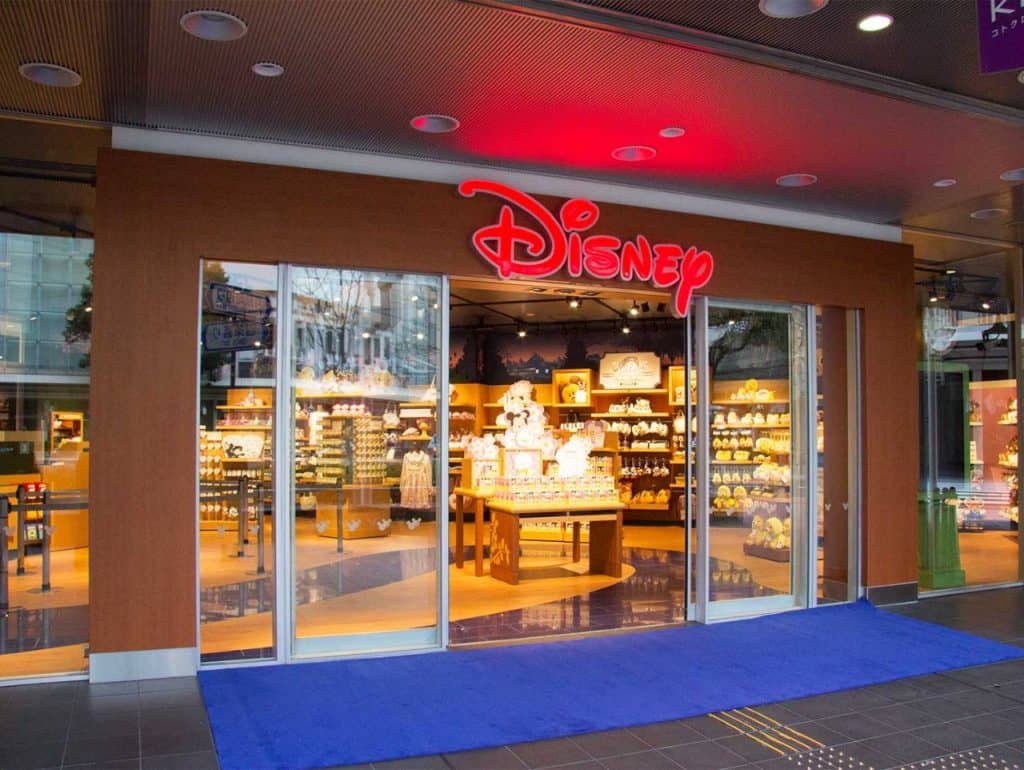 Hobby shopping with your inner child, Kyoto