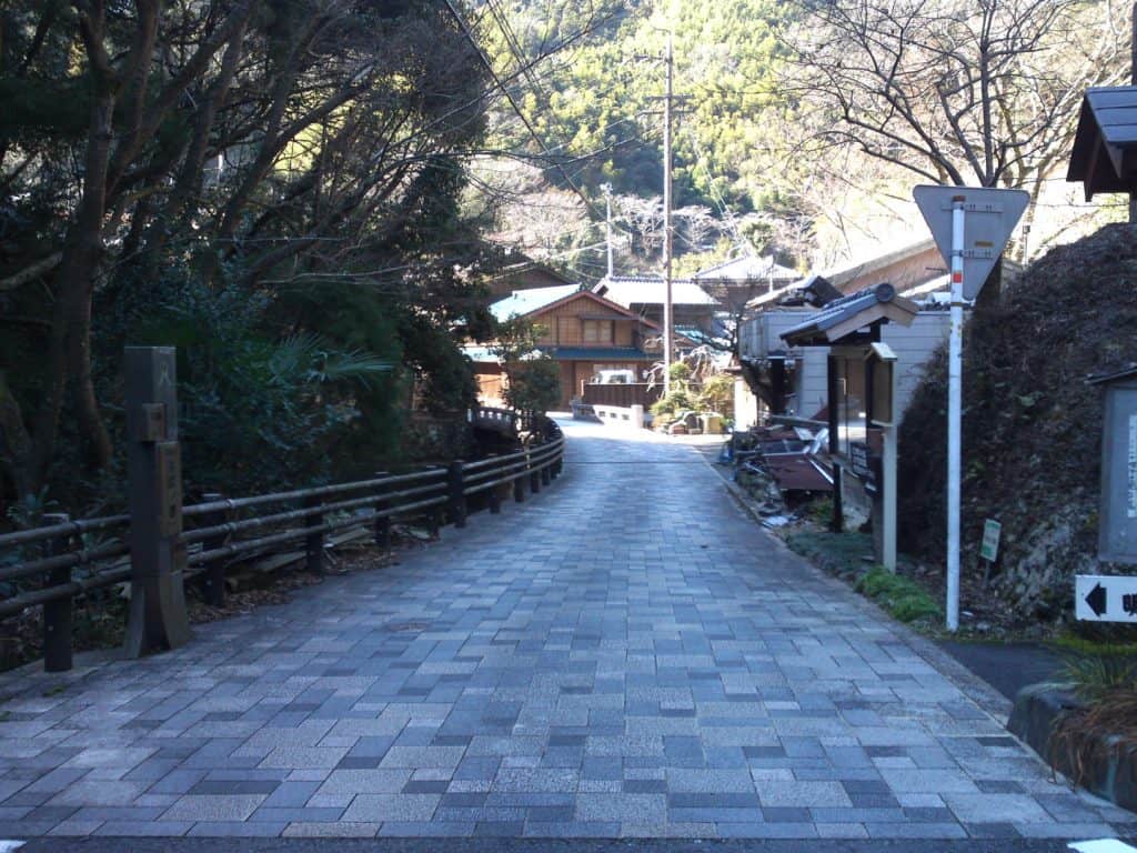 Along the old Tokaido road: Utsunoya