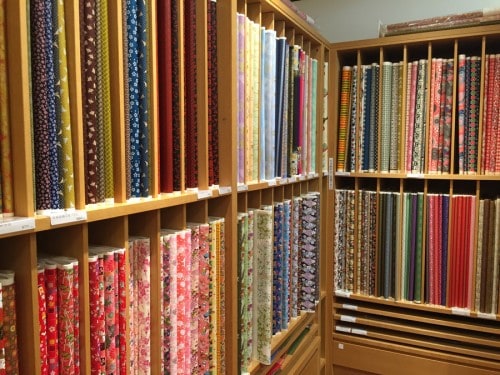 Ozu Washi: Traditional Japanese Paper Store in Tokyo