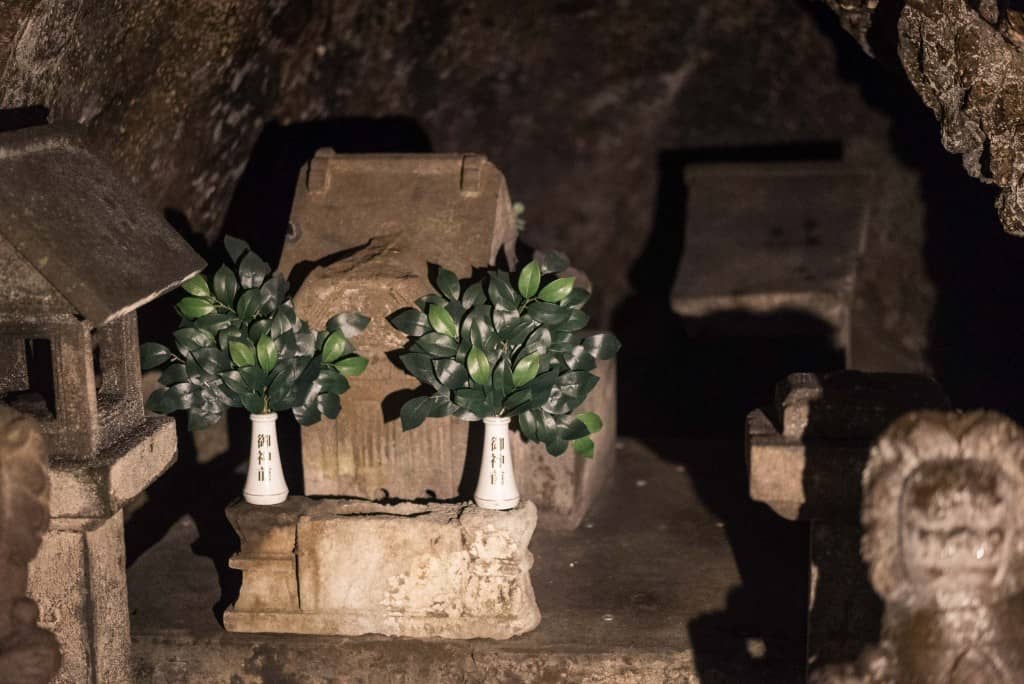 Enoshima Iwaya Cave: Take in some local history