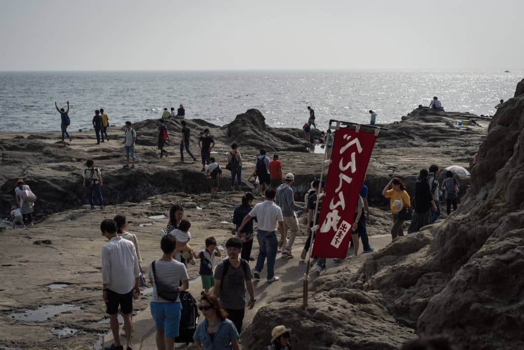 Enoshima's Chigogafuchi: Enjoy the beautiful coast