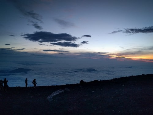 Road trip and Hike to Mt Fuji to Catch the Sunrise!