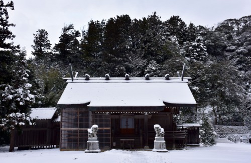 Mano Goryo Mausoleum 