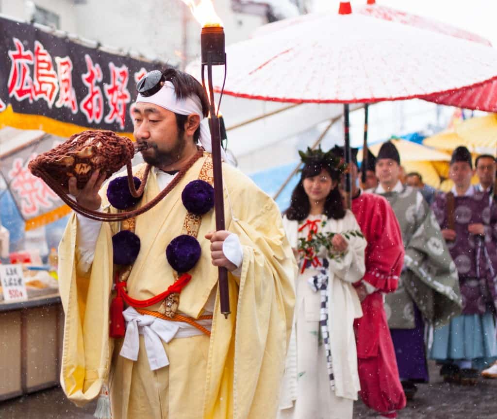 A parade at Sekkyu Hanamizuiwai
