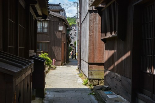 Shukunegi has been declared as a National Important Preservation Area for Traditional Buildings and Architecture on Sado island, Niigata, Japan.