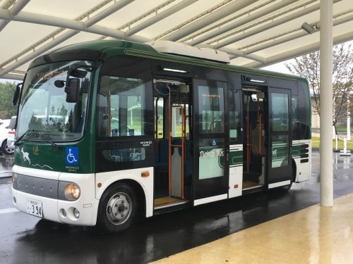 A shuttle bus to Karuizawa Prince Hotel