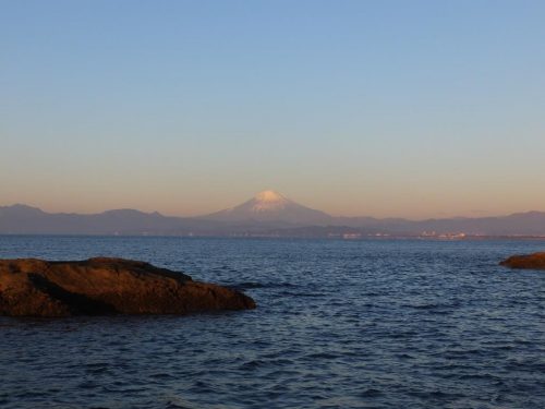 the Mount Fuji view from the Chigogafuchi pit in Ennoshima, Japan.