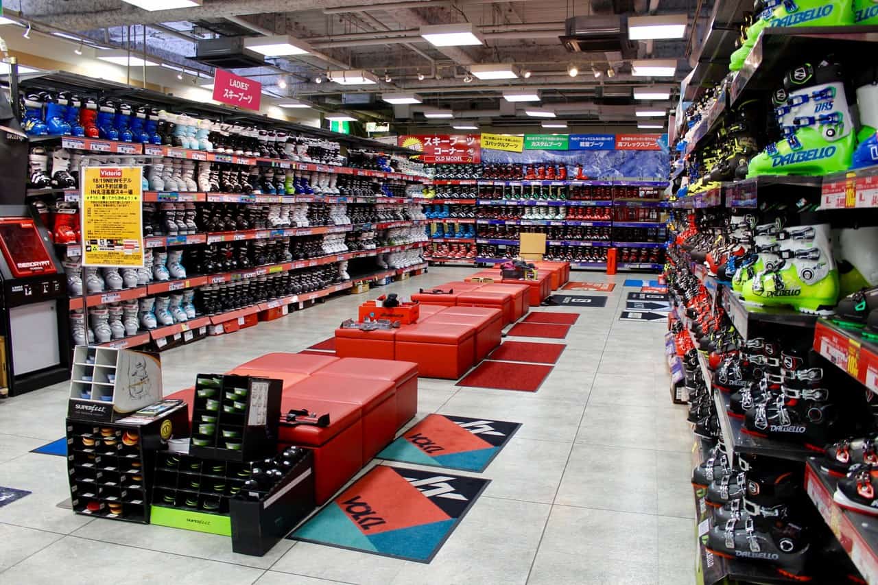 Victoria Ski Snowboard Shop Equipment Tokyo Resort Athlete
