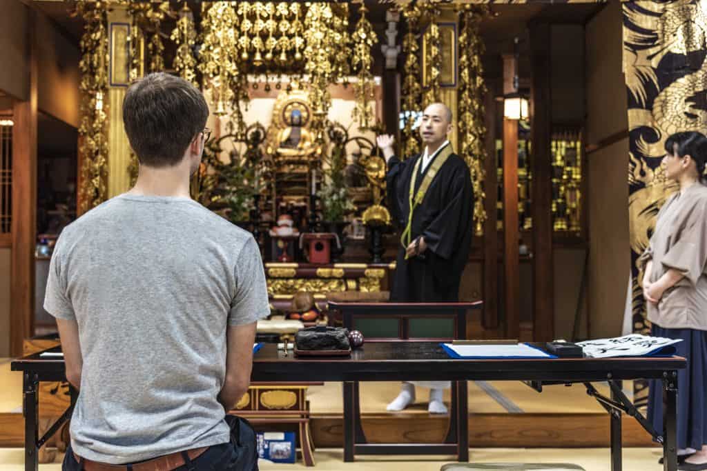 Experience Zen Meditation at a Temple in Nakatsugawa