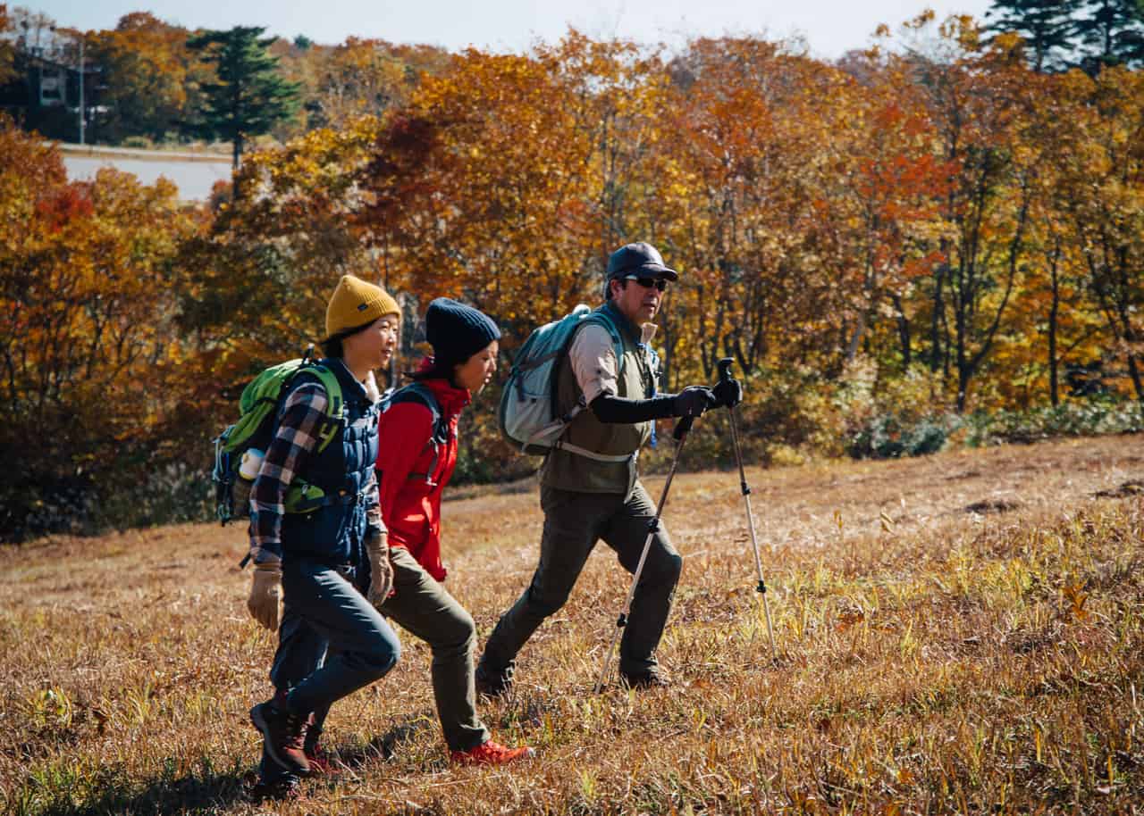 hiking with a guide on the shinetsu trail