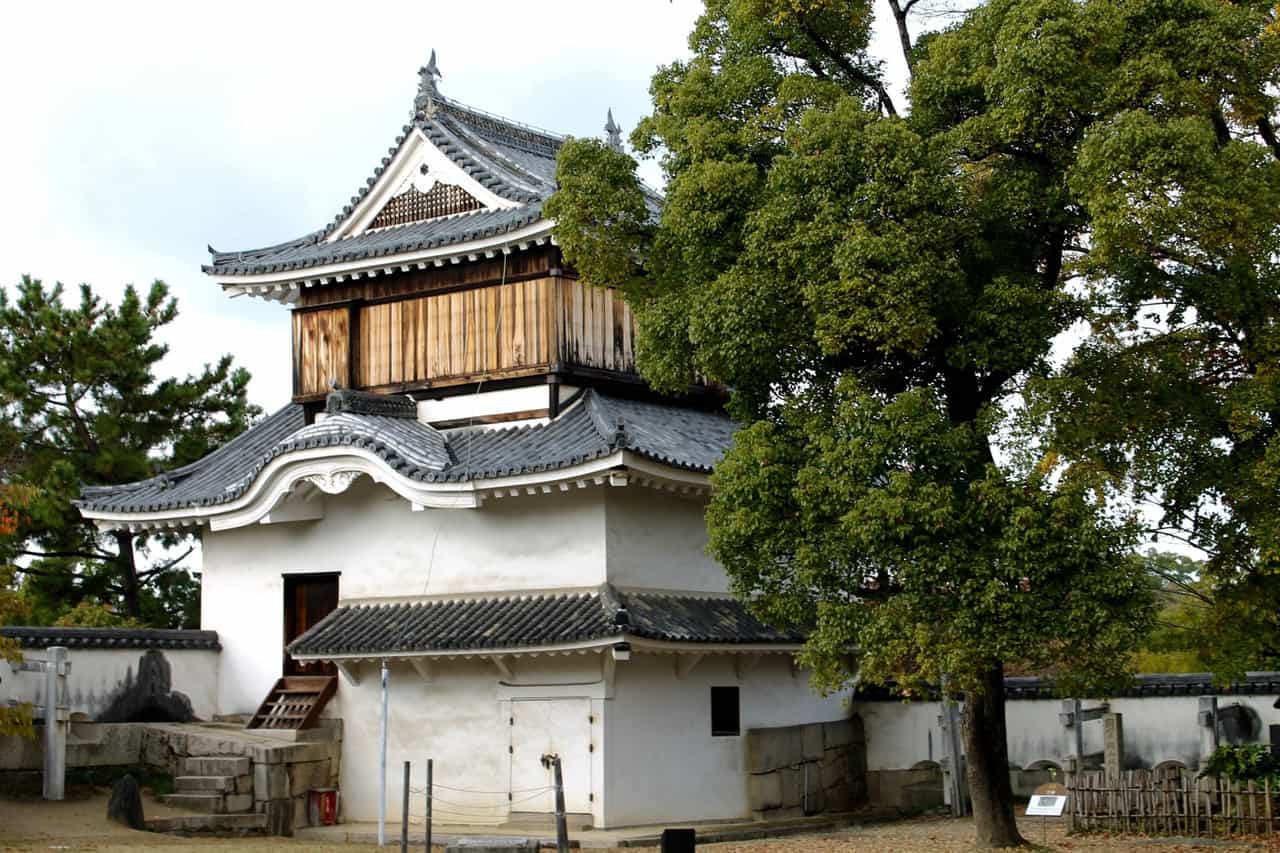 Korakuen Garden and Okayama Castle Fall Foliage