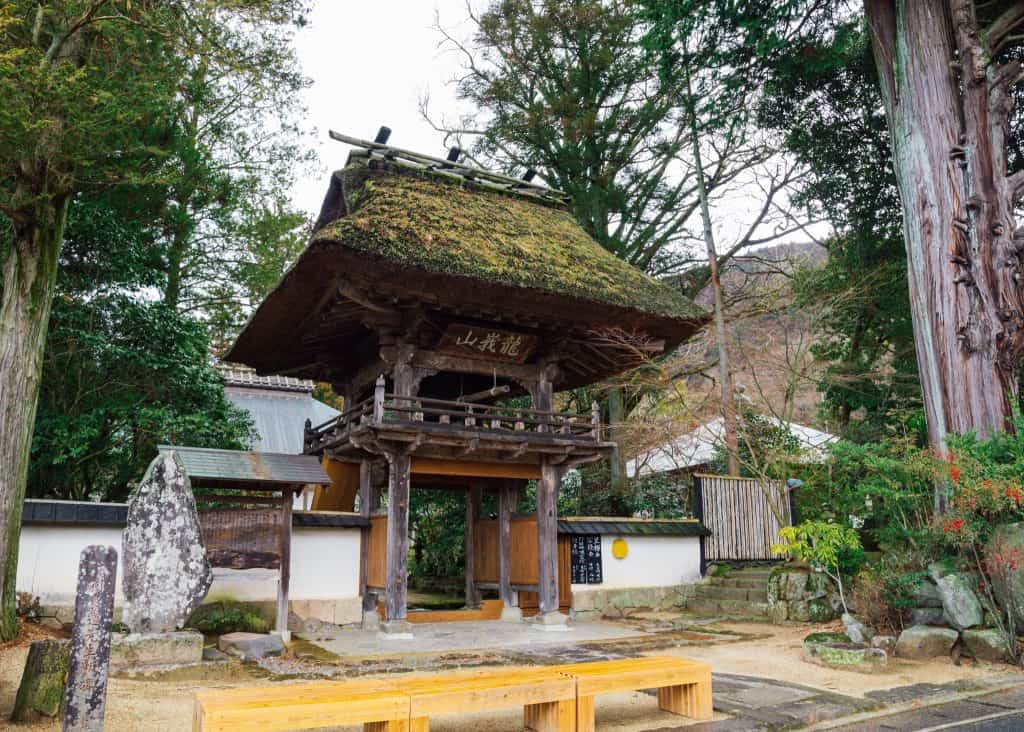 An ancient temple gate in Yufu City, Oita.