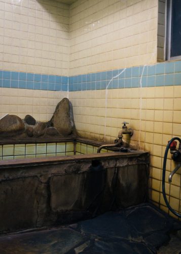 Wakabayashi Farm Stay in Yufu city, Oita.