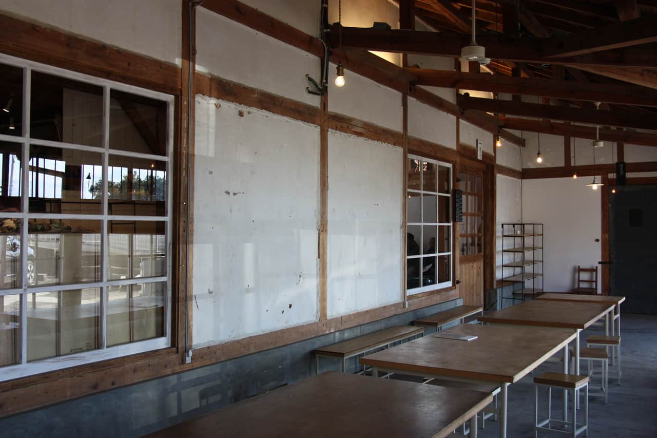 Sorriso riso's space for pop-up stores, live events and workshops that help revitalize the Chiwata community.