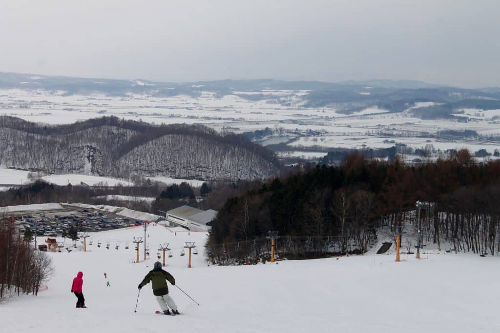 Experience the Kamui Ski Links, Amazing Powder Snow in Hokkaido