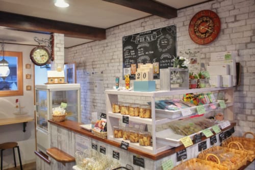 Delicious desserts at Tan Tan in Ojika.