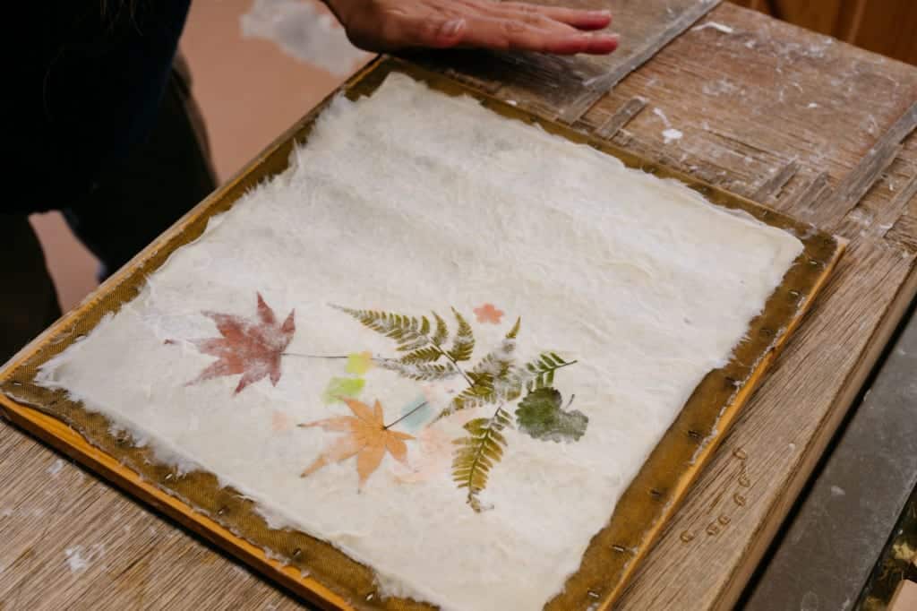 Uchiyama Washi paper making experience in Iiyama city