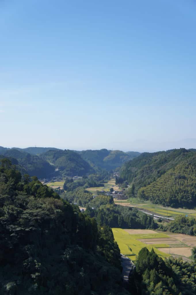Ryumon dam in Kikuchi: valley side
