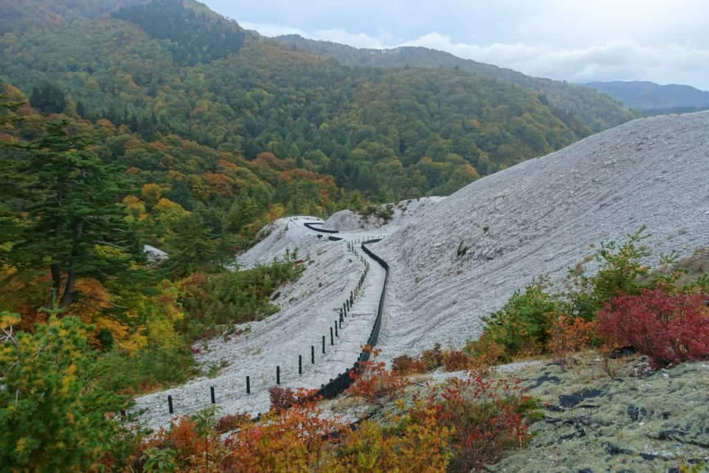 Kawarage Jigoku, an amazing white expanse in the middle of lush tohoku forests
