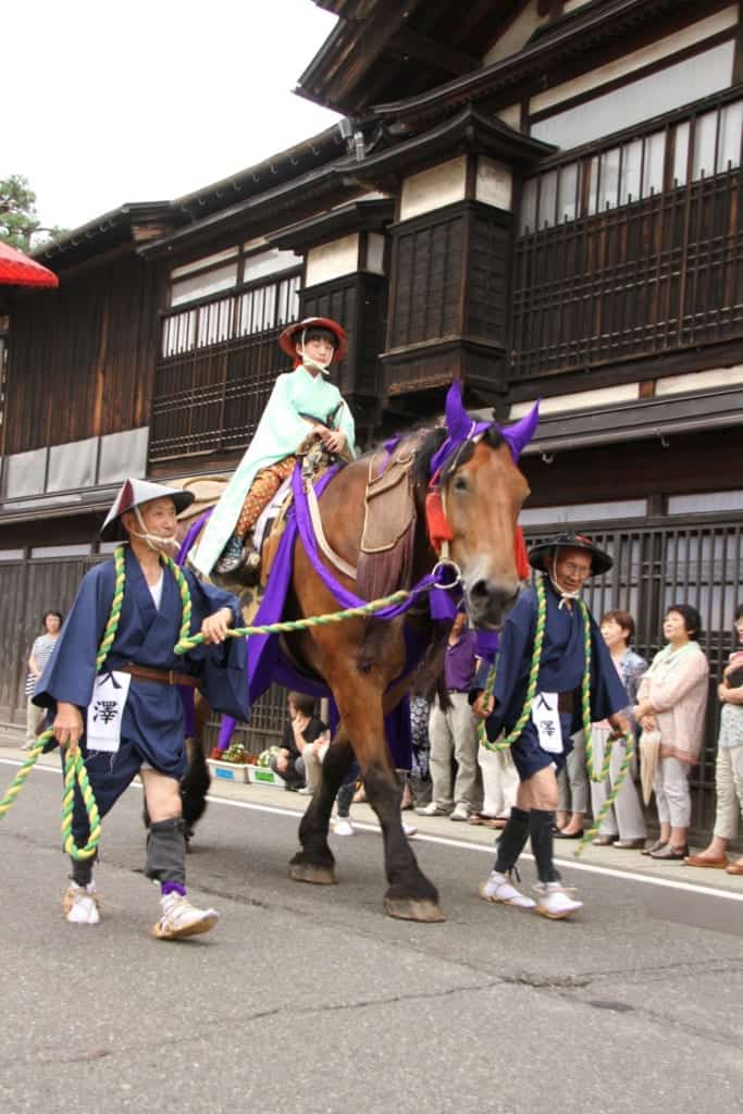 Lord on horseback at Daimyo Gyoretsu