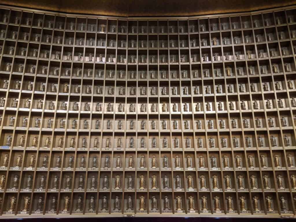 3000 Golden Buddhas inside Ushiki Daibutsu