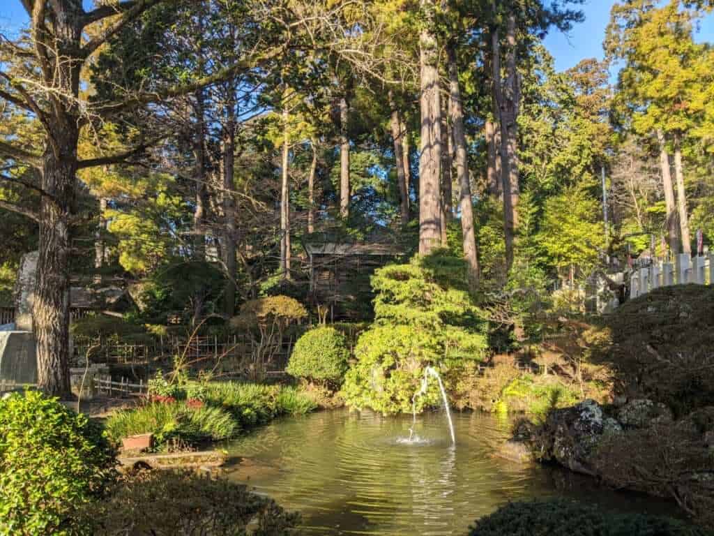 Pond at Tsukuba Shrine