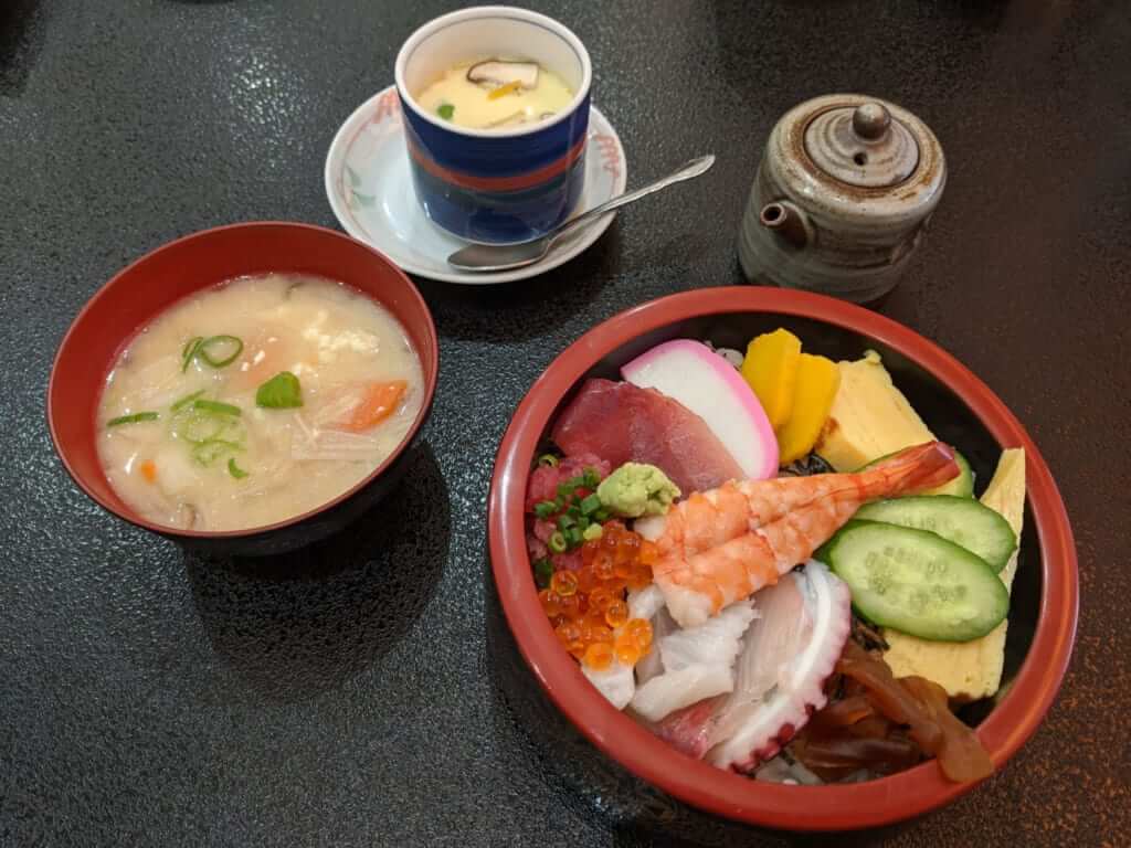 Sushi Bowl Lunch Set at Suehiro Sushi, Makabe, Ibaraki