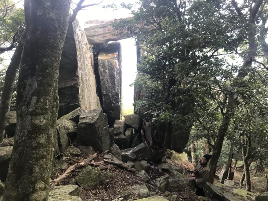 The rock torii of okino-kojima temple