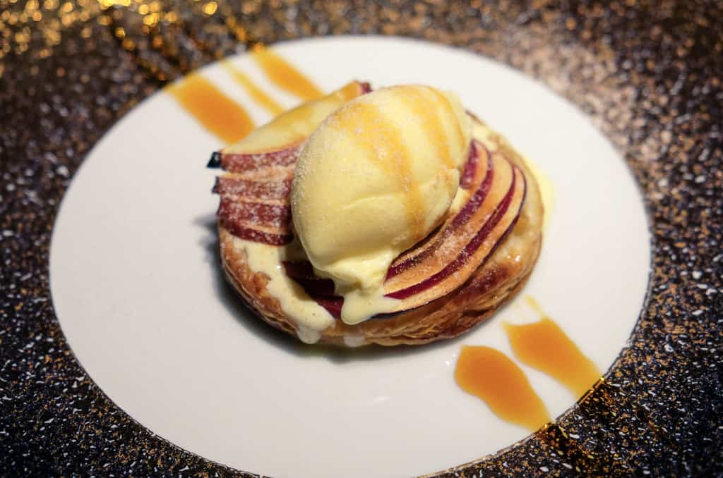 apple pie at at Nicca Restaurant in Nishimuraya Hotel Shogetsutei, kinosaki onsen, Japan