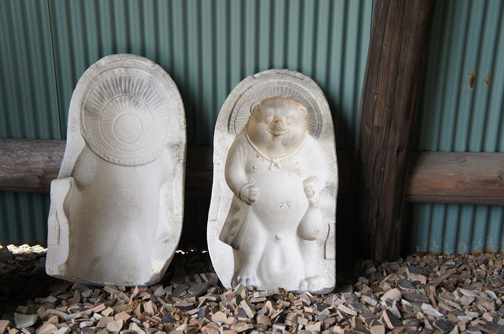 Clay moulds for Tanuki