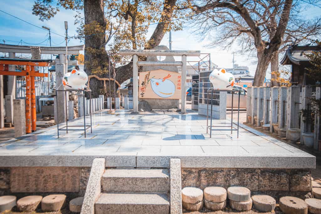 2020 is the year of the rat. Nunose shrine, Osaka