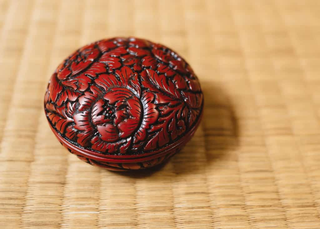 Murakami Kibori Tsuishu Incense Holder