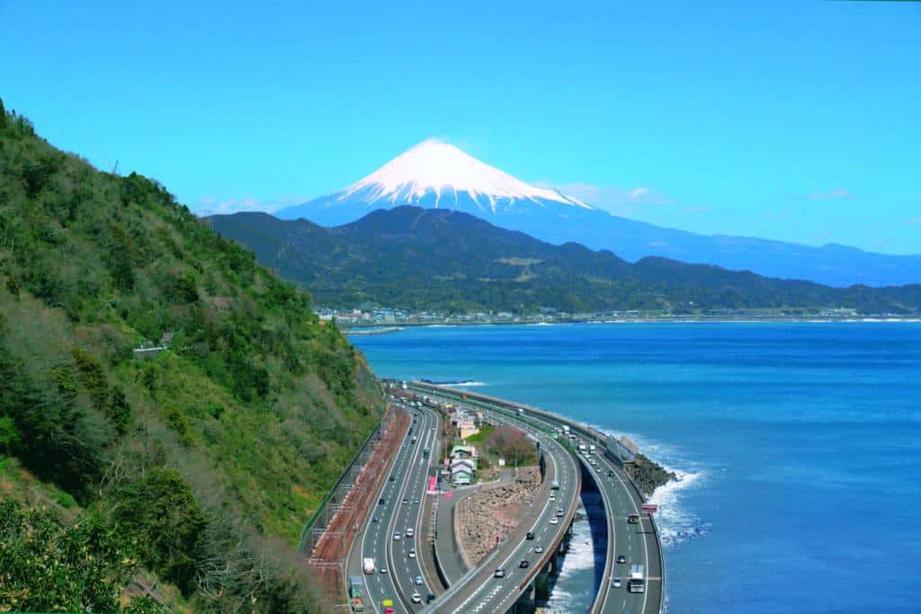 Modern Day Yui - satta toge pass along the Tokaido Road