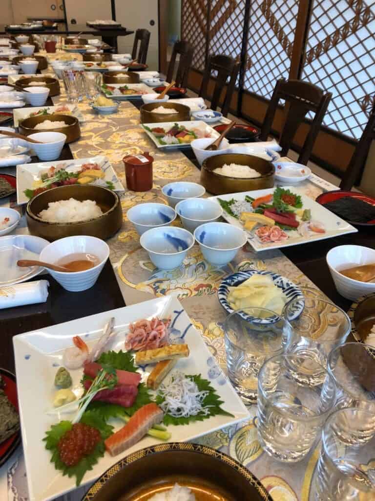 Learning how to make Temaki Sushi with Yamazaki-san