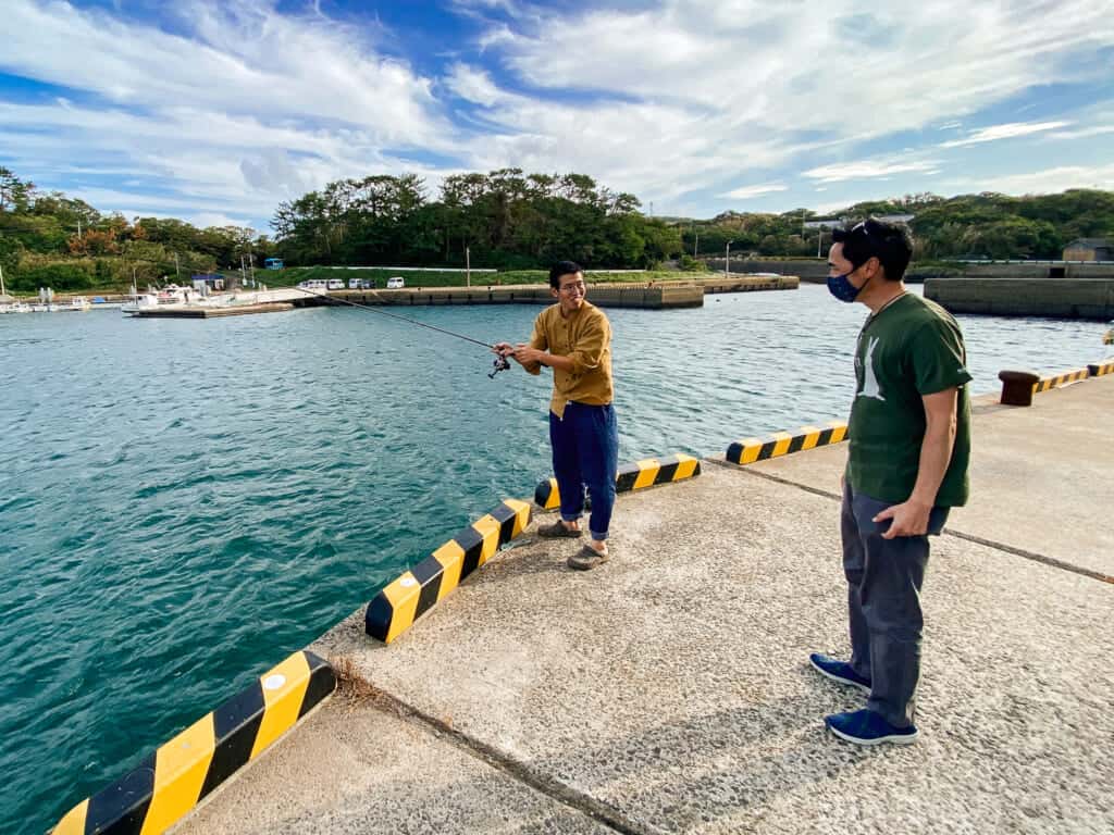 Hashi shows me how to fish on ojika island