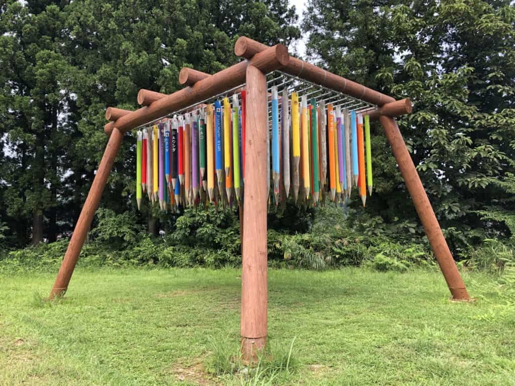 Reverse City by Pascale Marthine Tayou: an artwork made of giant pencils