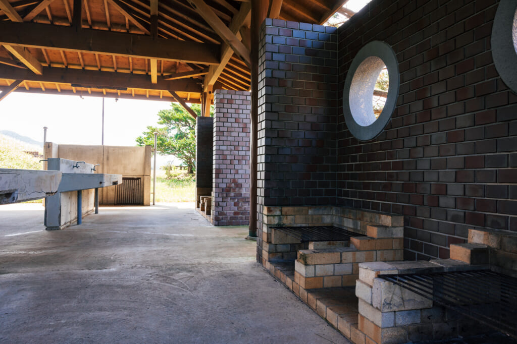 barbecue and sink common area at gyogasaki park