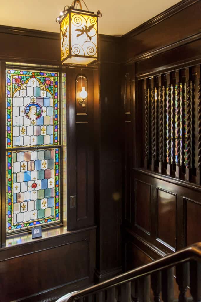Stained glass windows in Oyamazaki villa