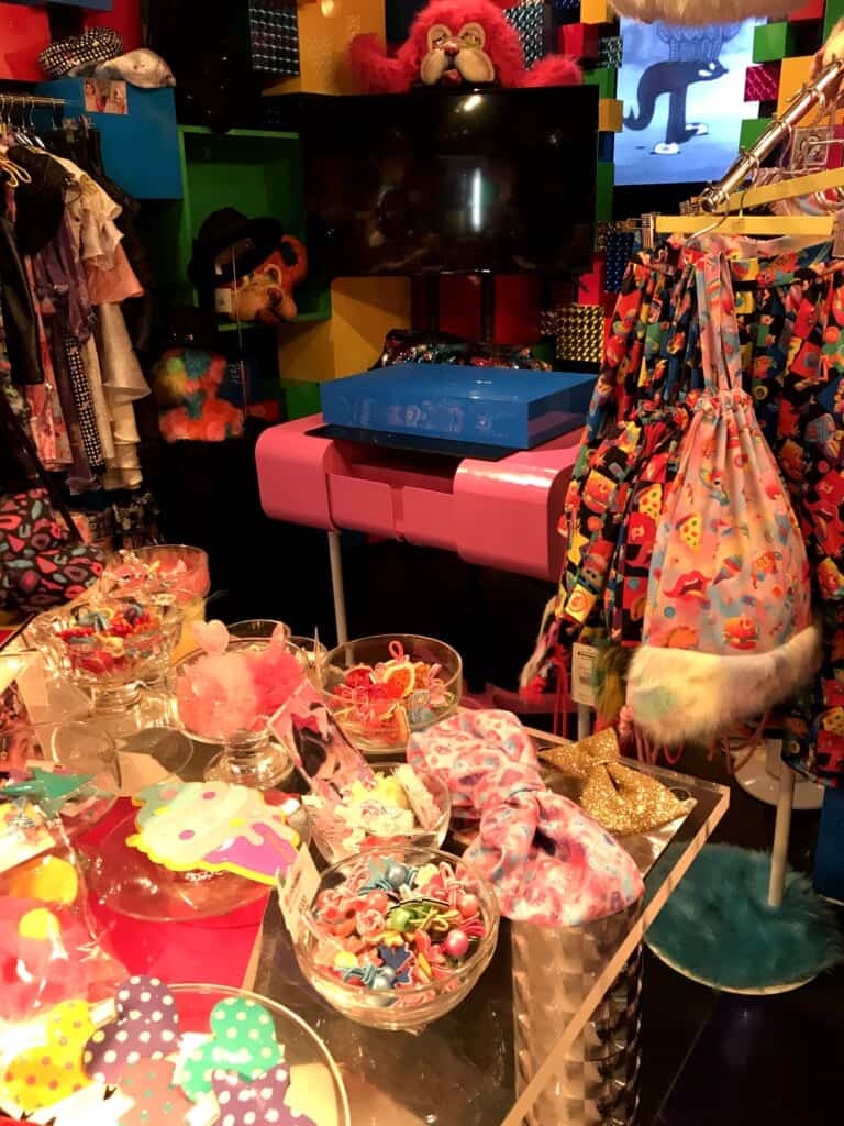 6%DOKIDOKI accesories