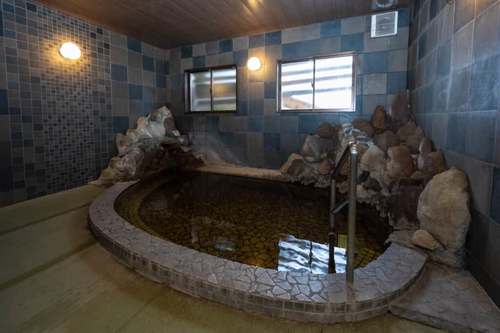 indoor onsen hot spring bath in iiyama nagano
