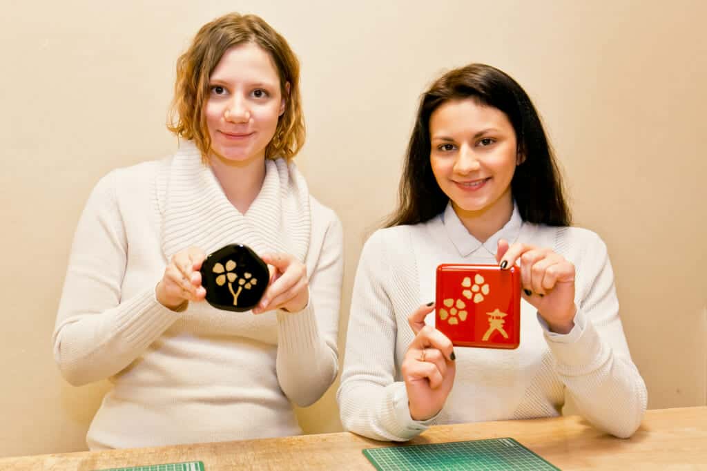 displaying gold leaf products