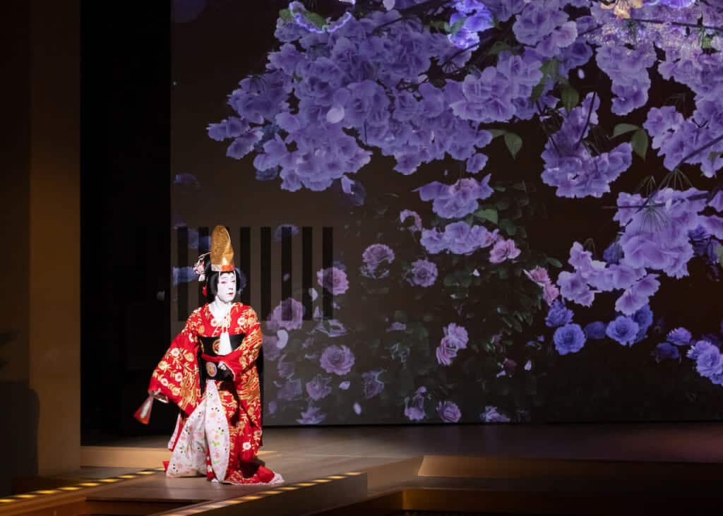 Kabuki dancer on stage
