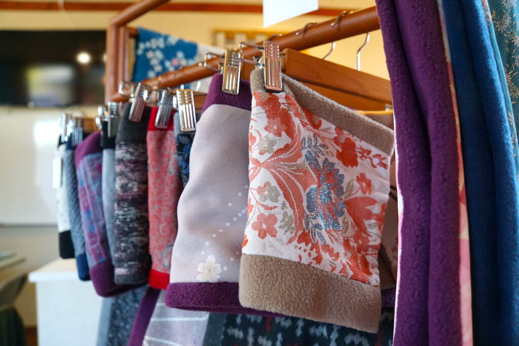 handmade neck warmers in Japan