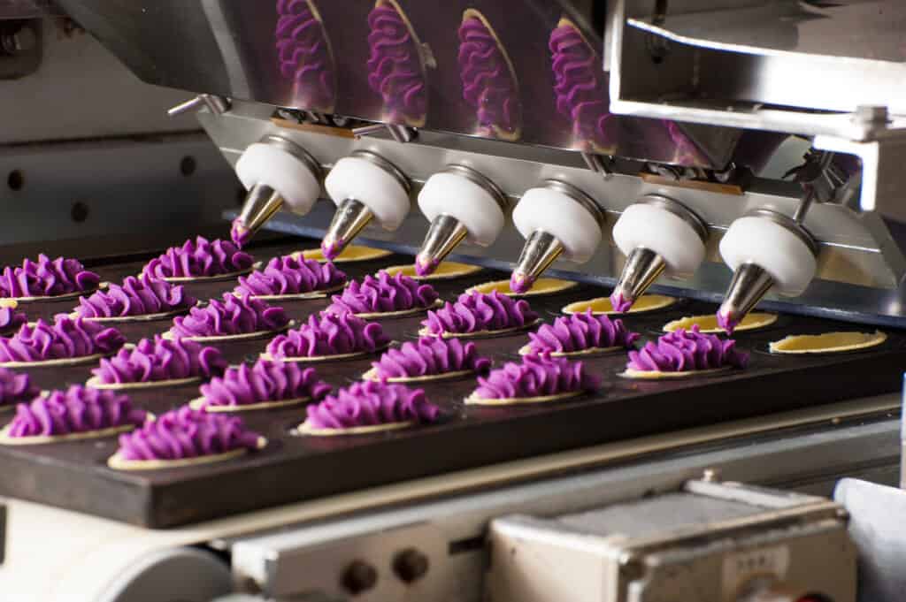 Manufacture process of benimo tarts, a japanese snack