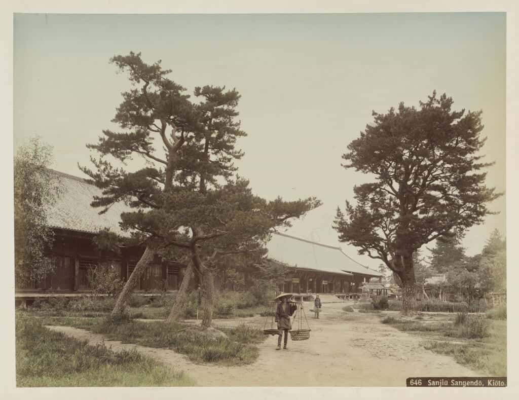 Old photo of Sanjusangendo in Kyoto