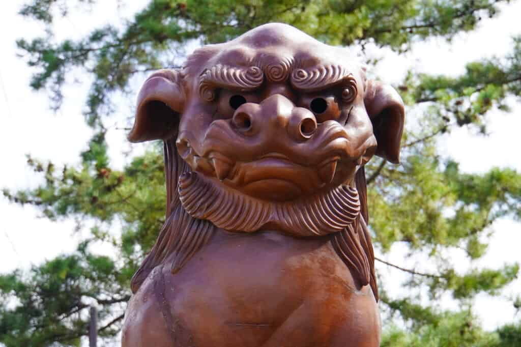 komainu face in Japan