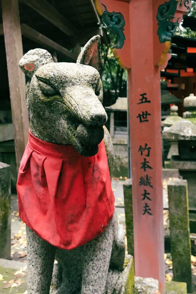 japanese fox statue