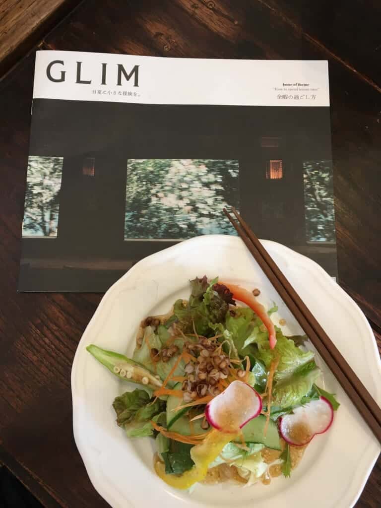 A salad dish served at Café Kokopelli in Japan
