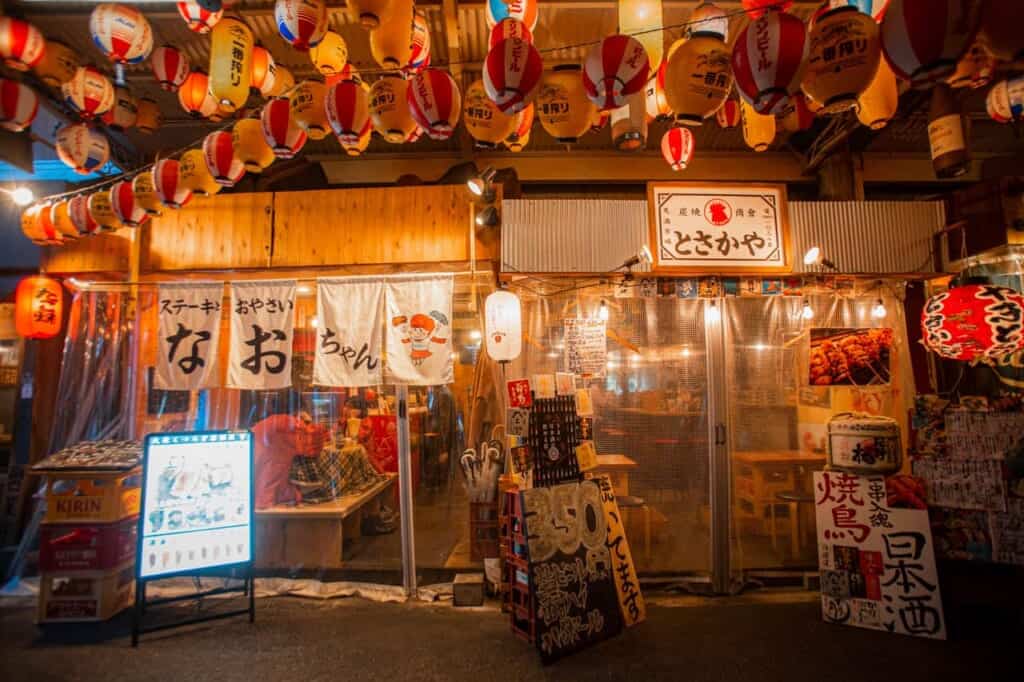 izakaya facade in tenma