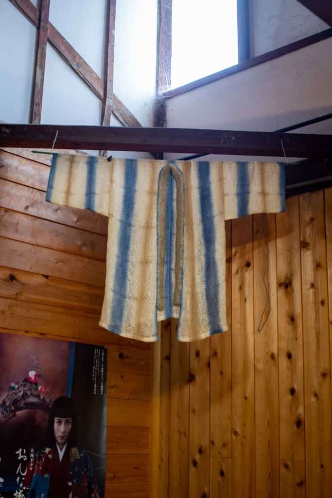 the results of the washi paper dyeing technique